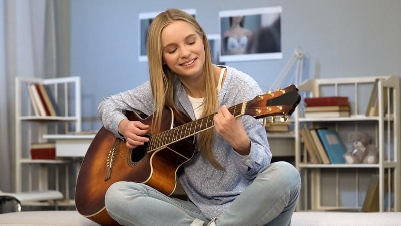 How to Have a Music Career and Pursue an Education
