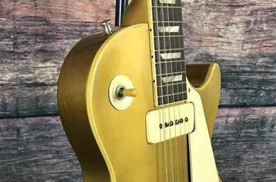 Dream Big this Christmas: Finding Your Dream Guitar at Adirondack Guitar
