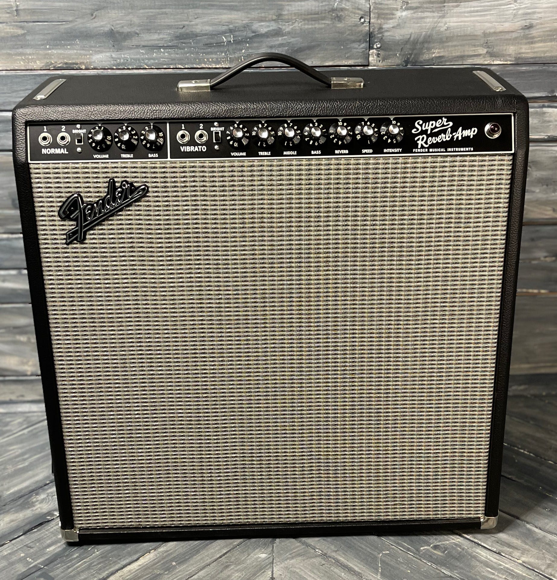 Used Fender front of the amp