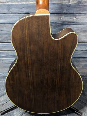 Warwick RockBass Left Handed close up of the back of the body