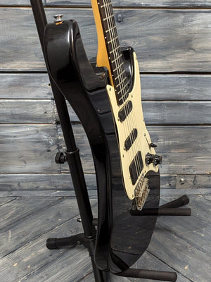 Used Yamaha Pacifica 112 bass side view of the body