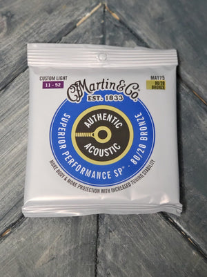 Martin MA175 Authentic Acoustic Superior Performance 80/20 Bronze Guitar Strings front of packaging
