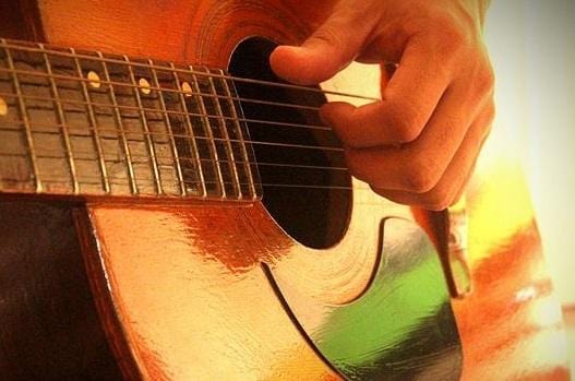 Learning Guitar:  4 Tips that Will Overhaul Your   Guitar Playing