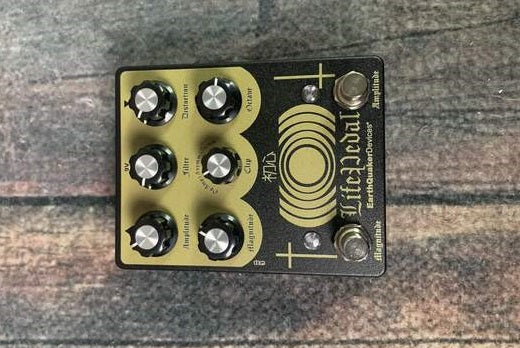 Light Up Your Pedalboard with the New Release From SUNN0)))) and Earthquaker Devices: The Latest Iteration of the Monstrously Popular Life Pedal