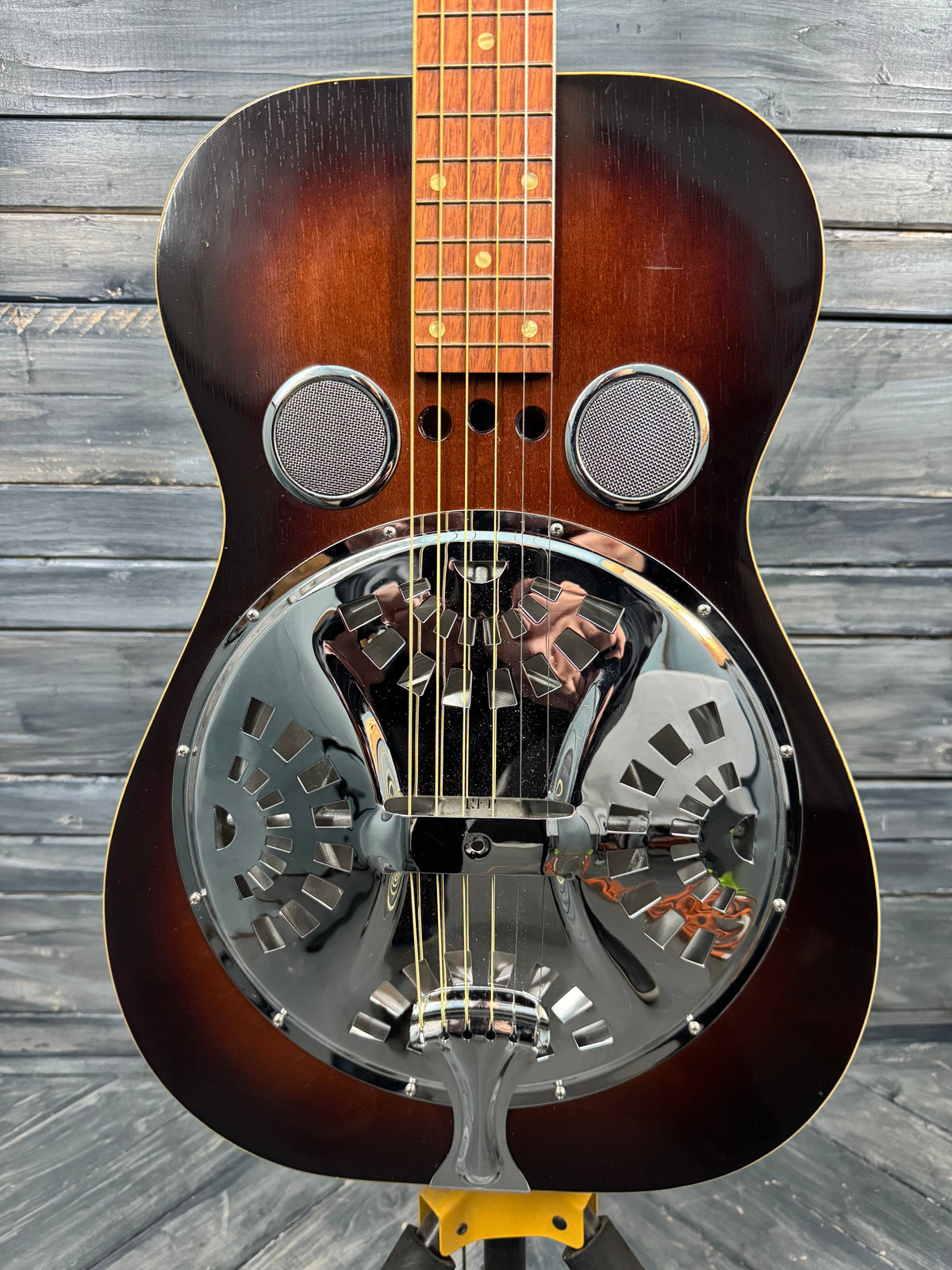 1981 Dobro D60