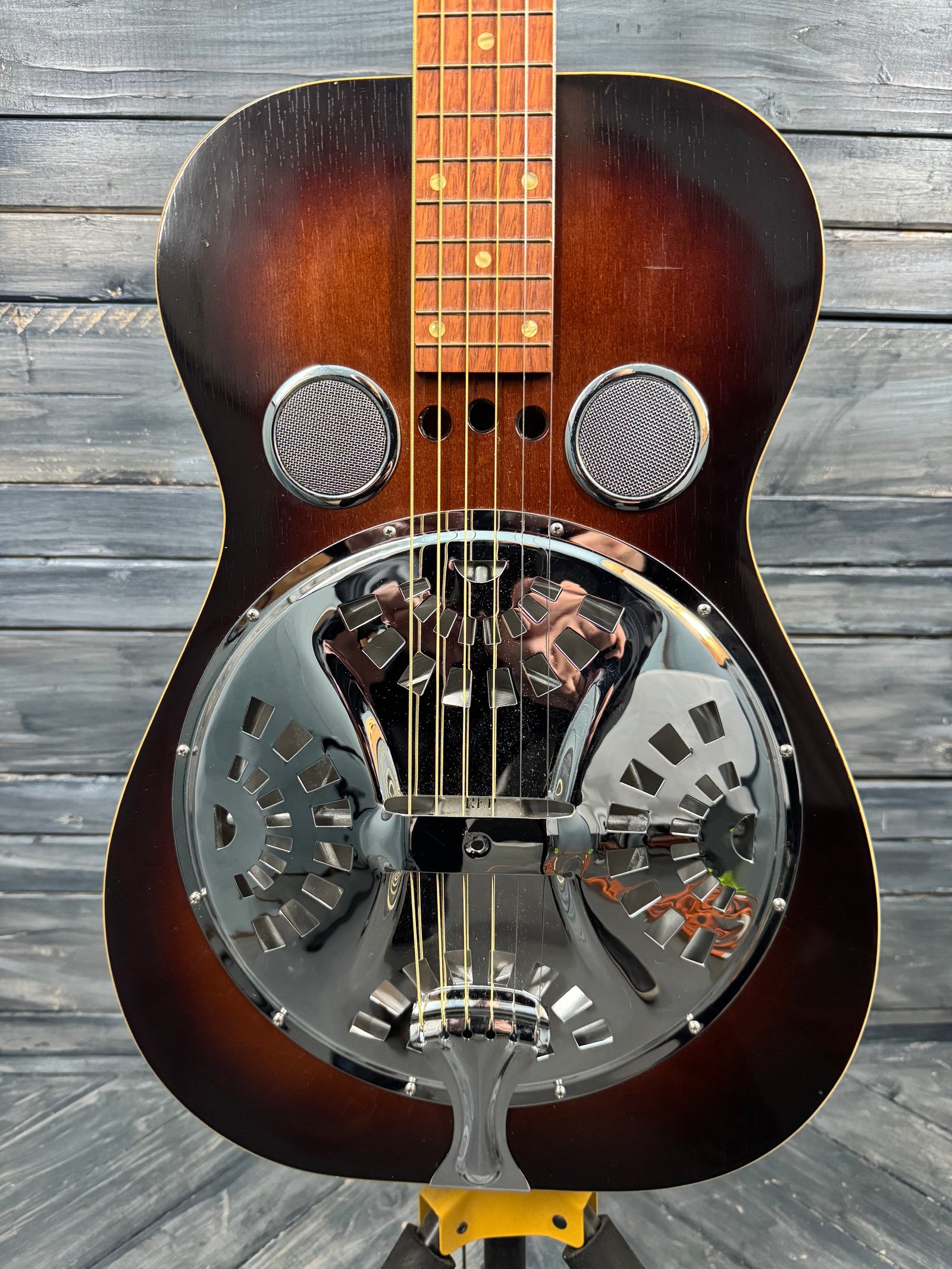 1981 Dobro D60