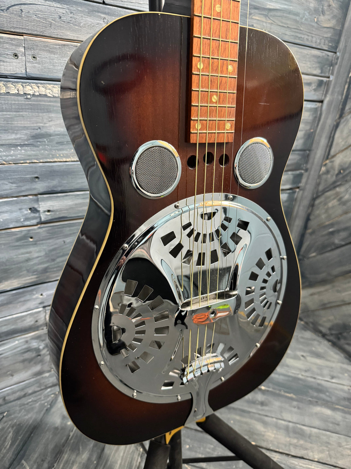1981 Dobro D60