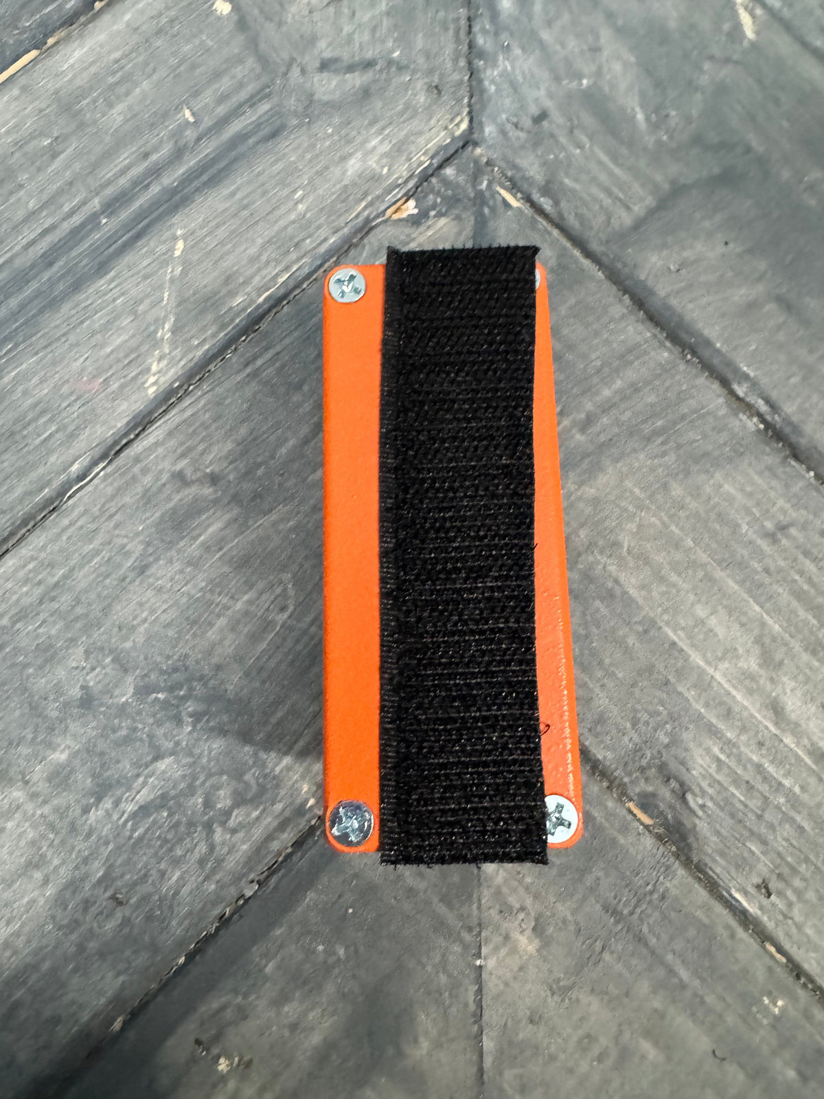 Photo of the bottom of the pedal.