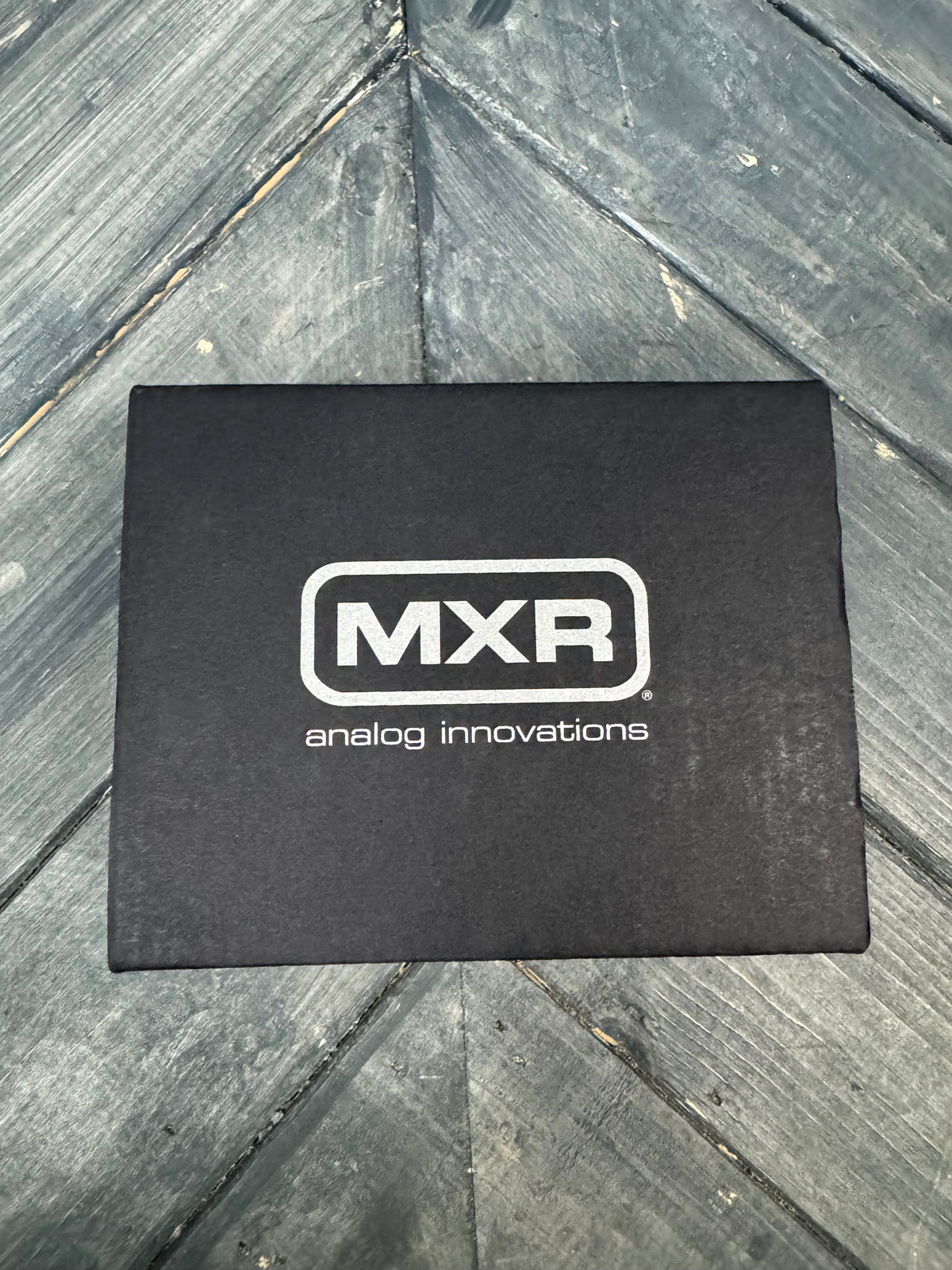 Photo of the box of the pedal.