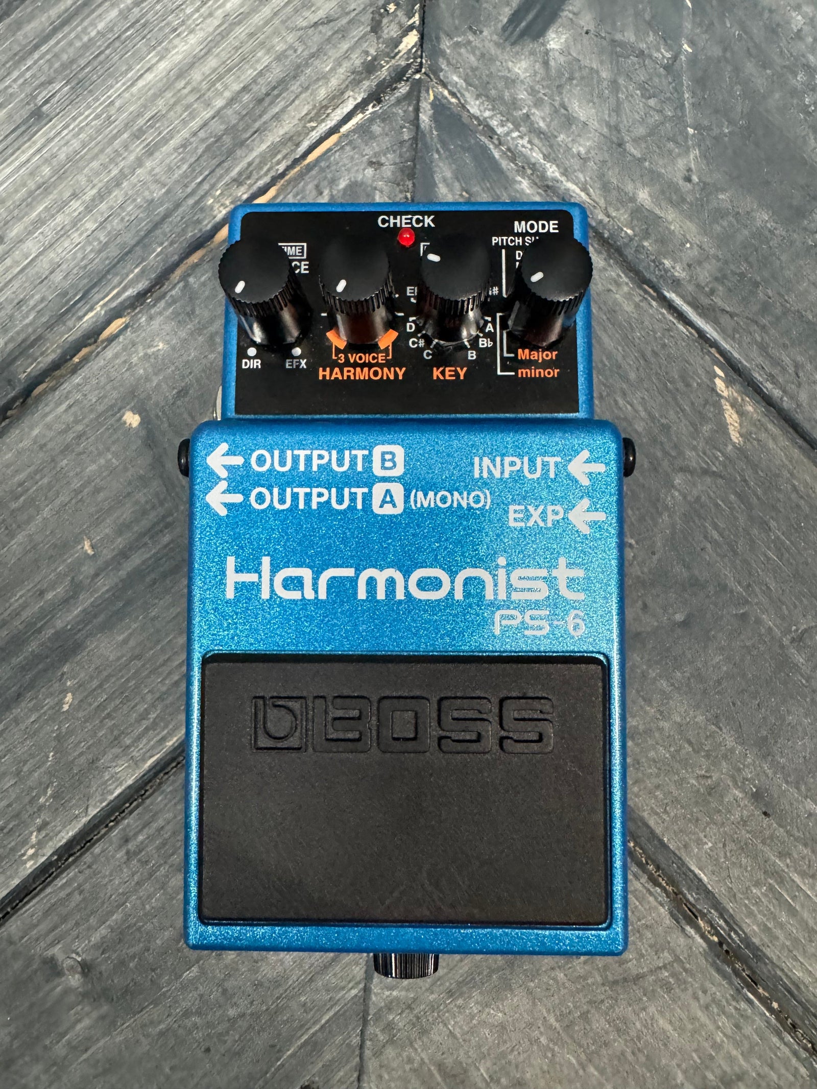 This is photo of the front of the pedal.