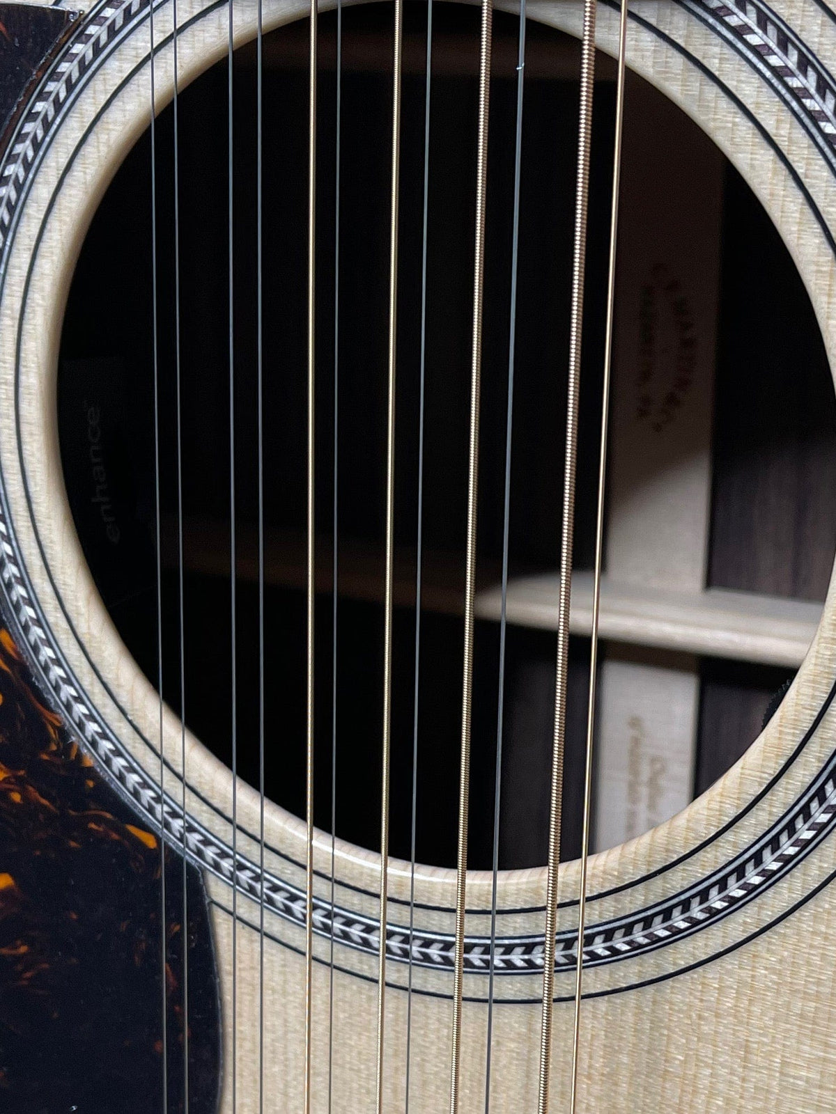 Martin Left Handed Grand J-16E 12-String sound hole 