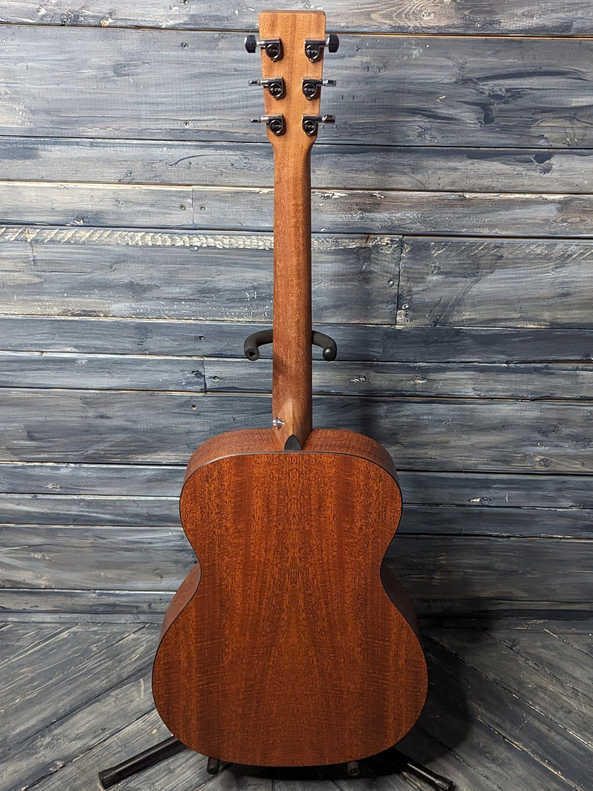 Martin X-Series 000-X2E full view of the back