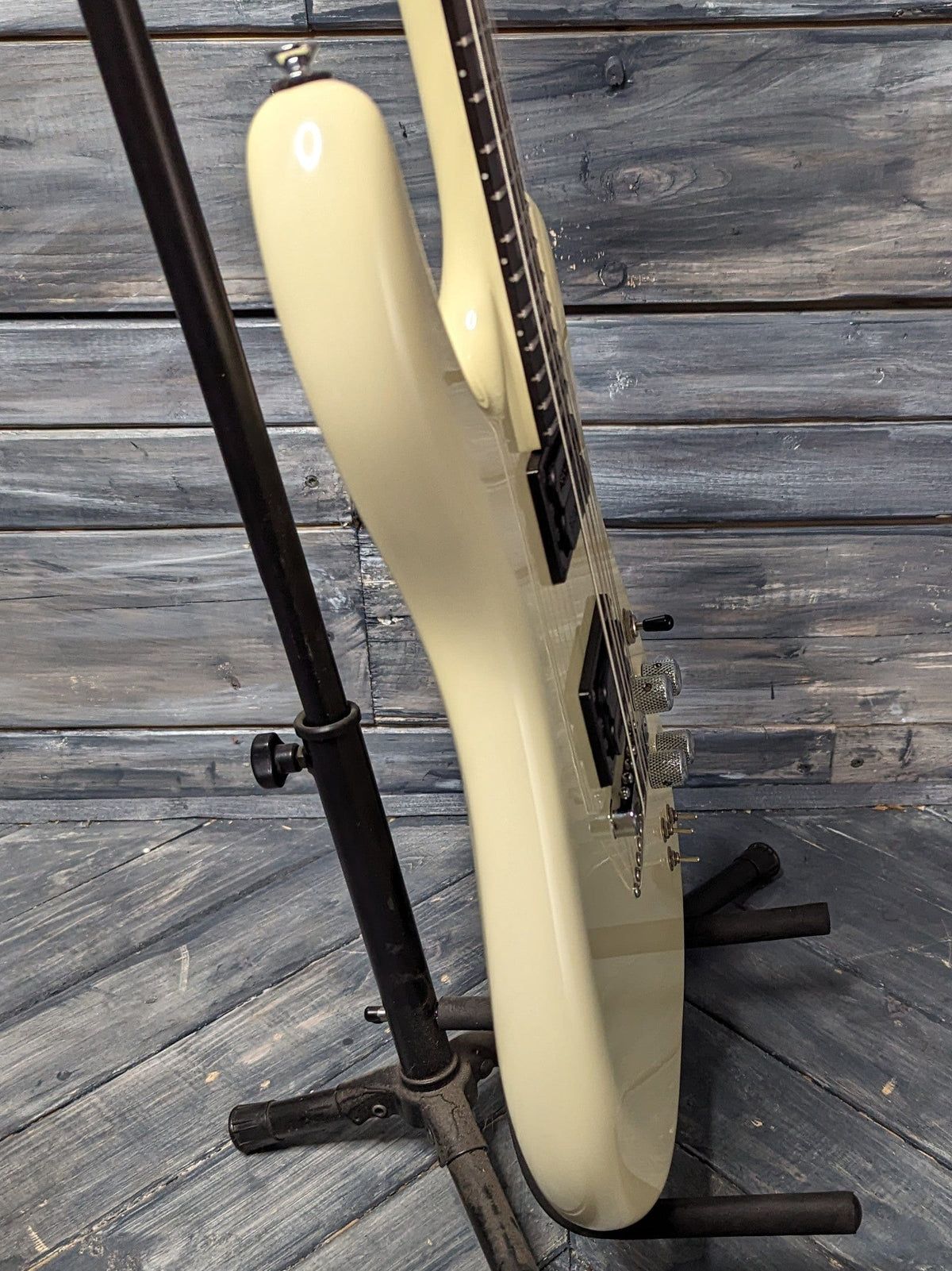 Used Carvin DC-400 bass side close up view of body