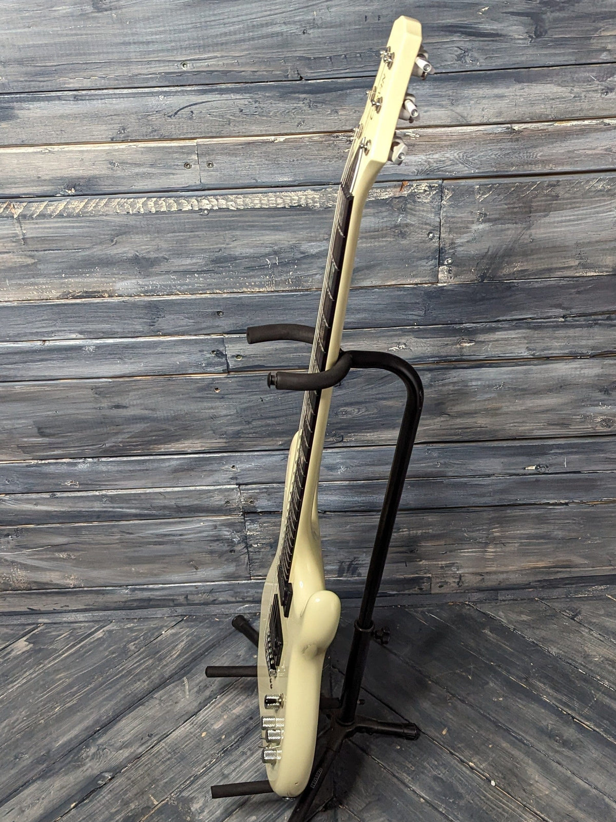 Used Carvin DC-400 full treble side view