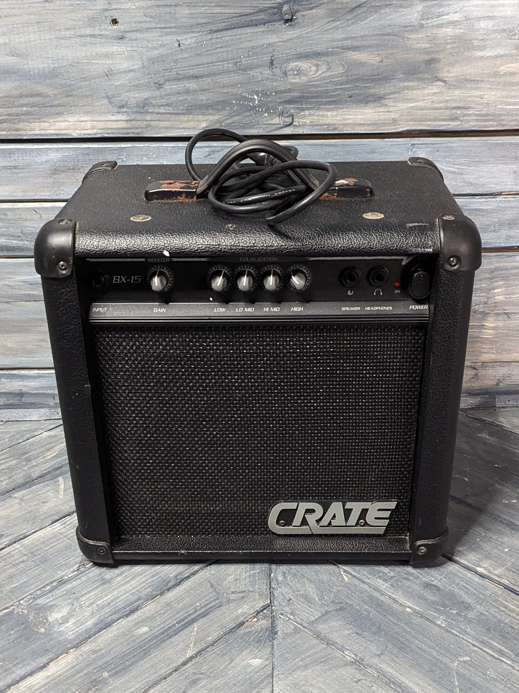 Used Crate BX-15 front of the amp