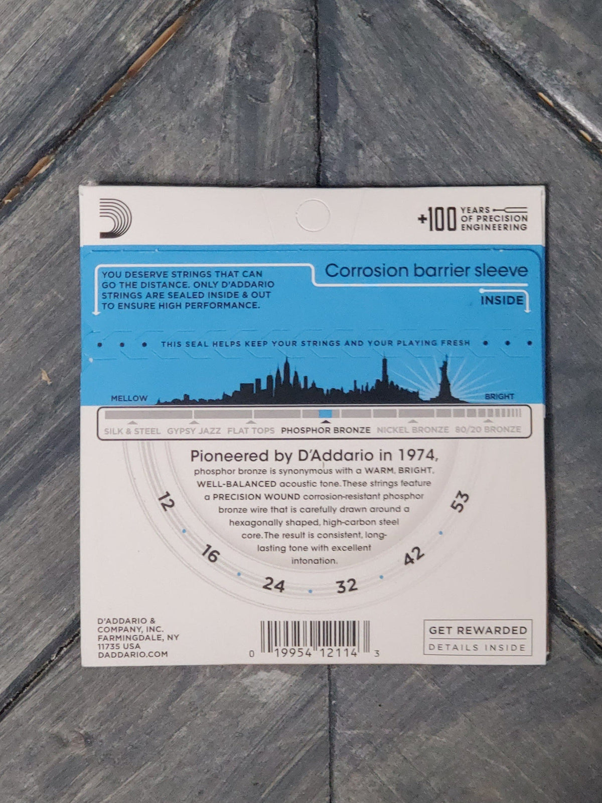 D'Addario EJ16 back of the packaging