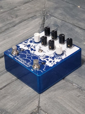 Earthquaker Devices pedal Earthquaker Devices Avalanche Run V2 Stereo Reverb & Delay with Tap Tempo Pedal