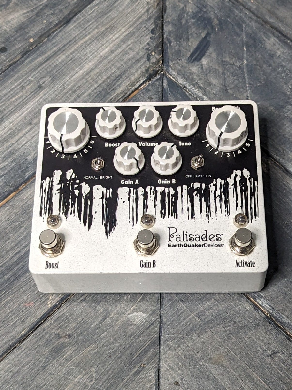 Used Earthquaker Devices Palisades top of the pedal 