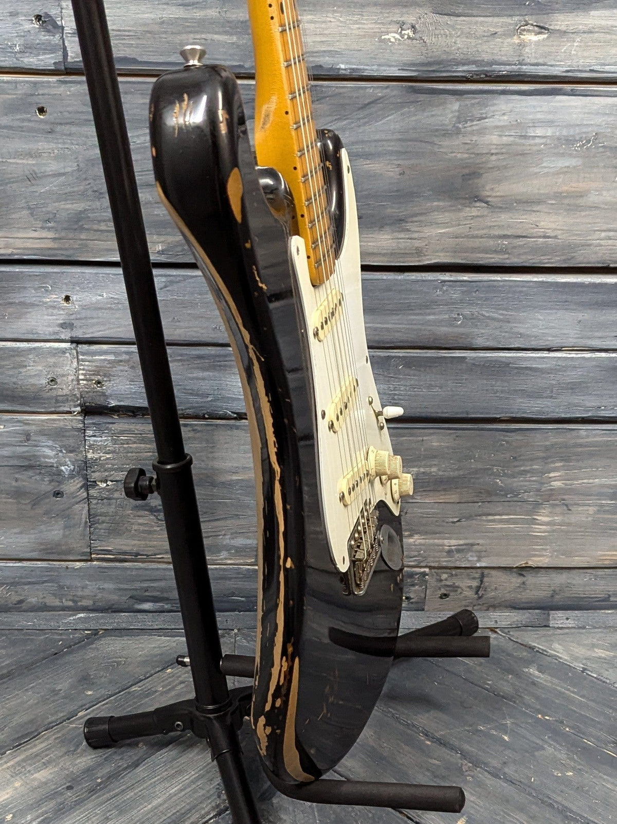 Edwards Electric Guitar Used Edwards E-SE-108 Electric Guitar with Custom Eric Clapton Relic Modification and Gig Bag