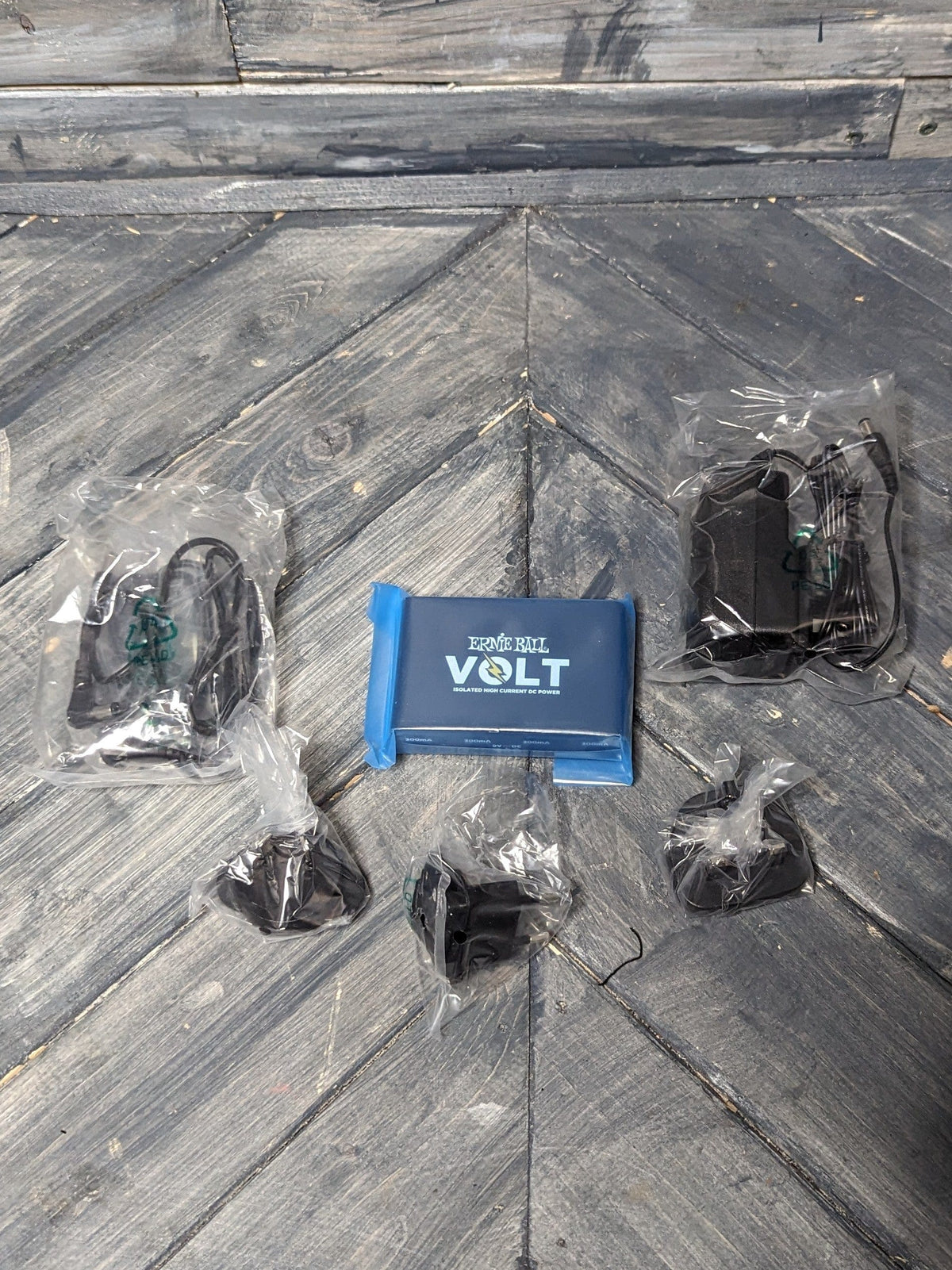 ernie ball Electric Guitar Strings Ernie Ball Volt Isolated Power Supply