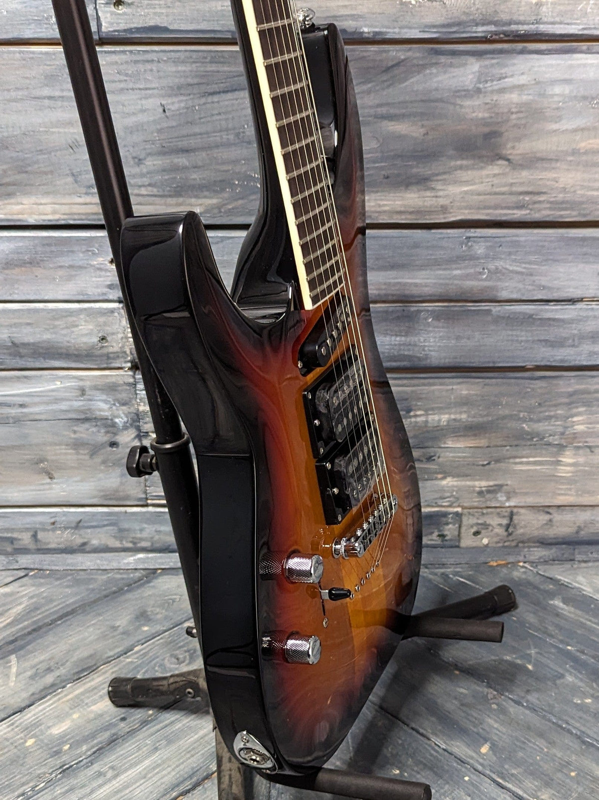 ESP/LTD Left handed SC- 20 treble side view of the body