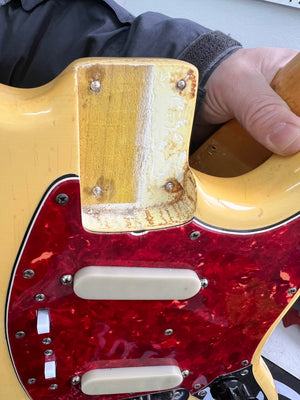 Used Fender 1965 Duosonic II neck pocket