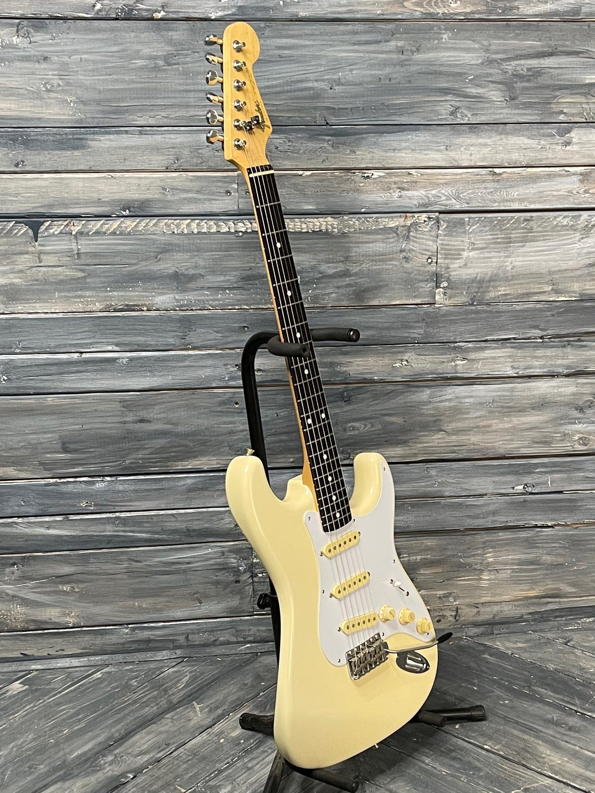 Fender Electric Guitar Used Fender 1984-87 MIJ ST-362 Stratocaster with Gig Bag - Olympic White