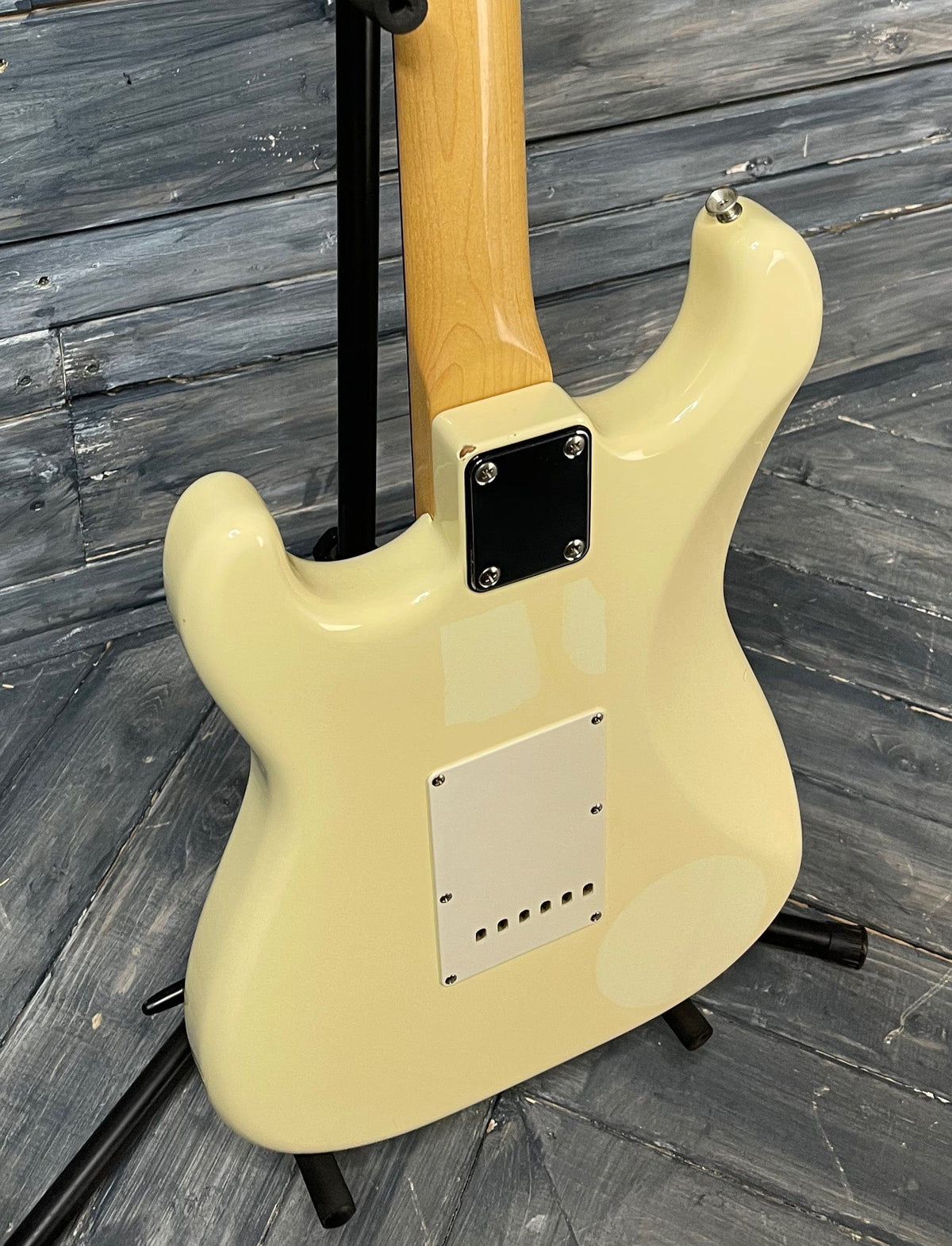 Fender Electric Guitar Used Fender 1984-87 MIJ ST-362 Stratocaster with Gig Bag - Olympic White