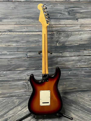 Fender Electric Guitar Used Fender 1989 American Standard Stratocaster  with Case - Sunburst