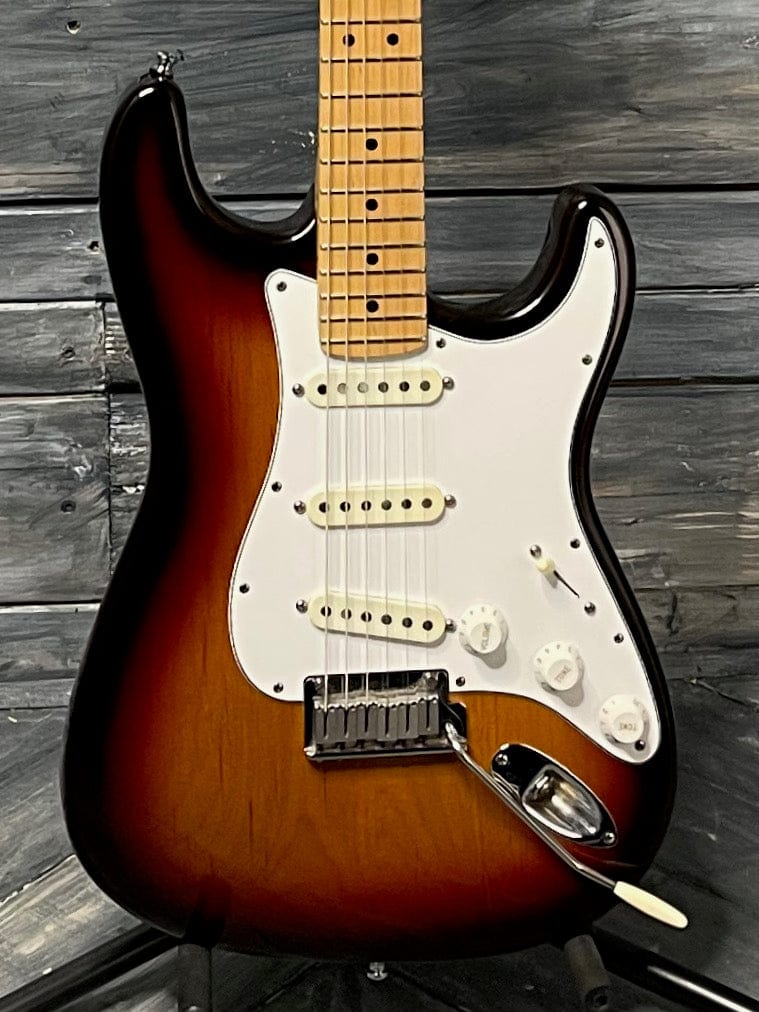 Used Fender 1989 American Standard Stratocaster with Case Sunburst  Adirondack Guitar