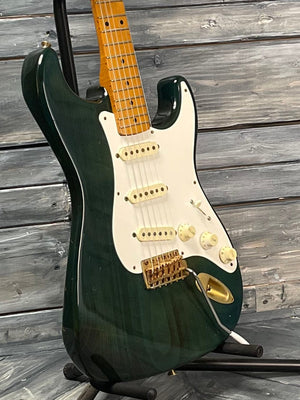 Used Fender 1993 '57 Stratocaster bass side view of the body