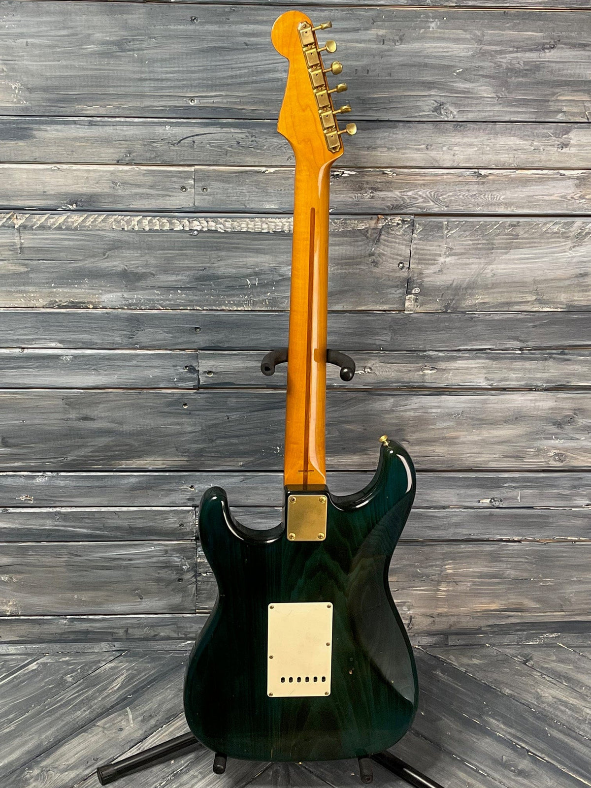 Used Fender 1993 '57 Stratocaster full view of the back of the guitar