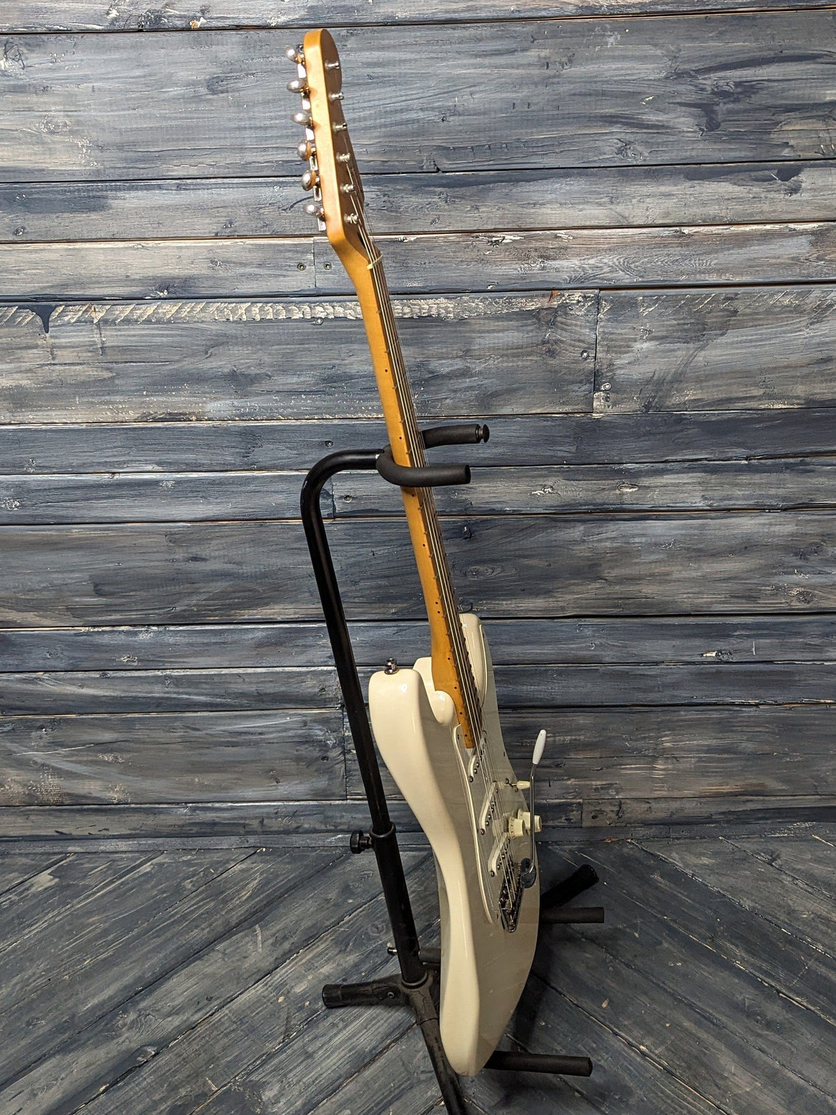 Used Fender Jimmy Vaughan full bass side view of the guitar