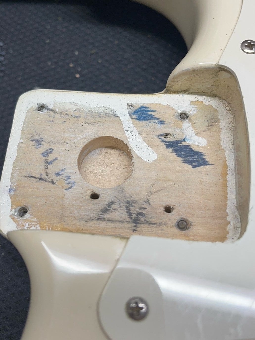 Used Fender Jimmy Vaughan neck pocket