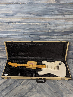 Used Fender Eric Johnson Stratocaster in open Hard Case