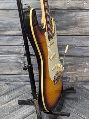 Used Fender MIJ Aerodyne bass side view of the body
