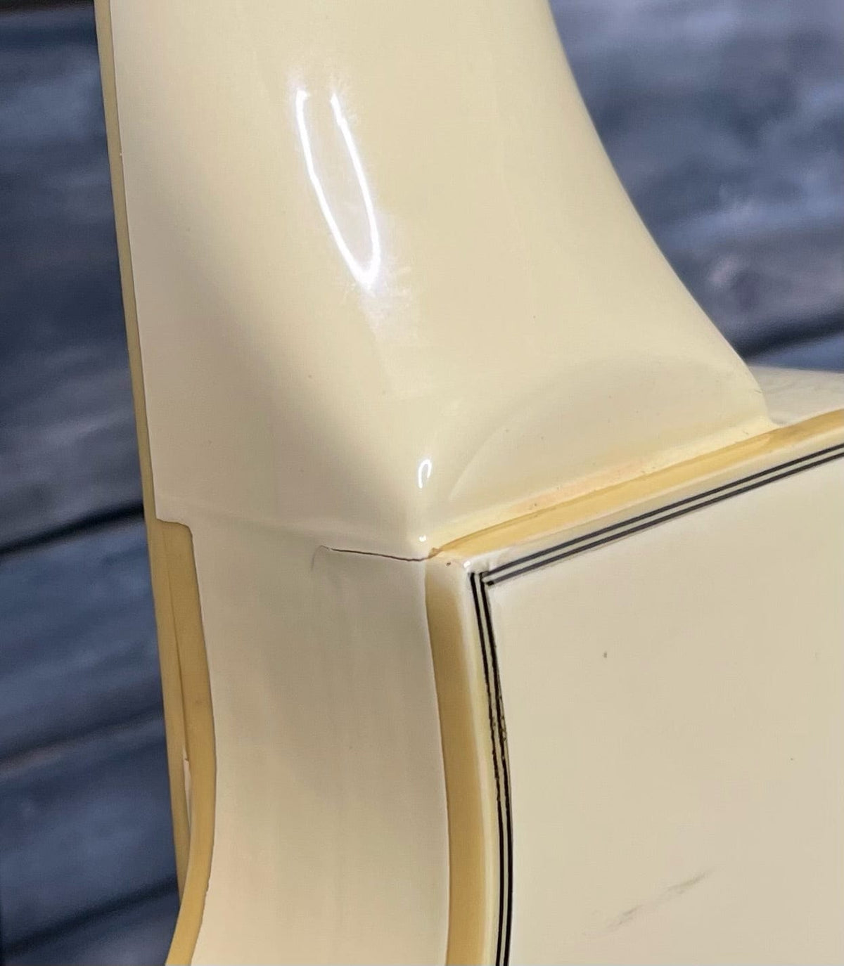 Used Gallen LP-Style Electric Guitar close up of finish crack