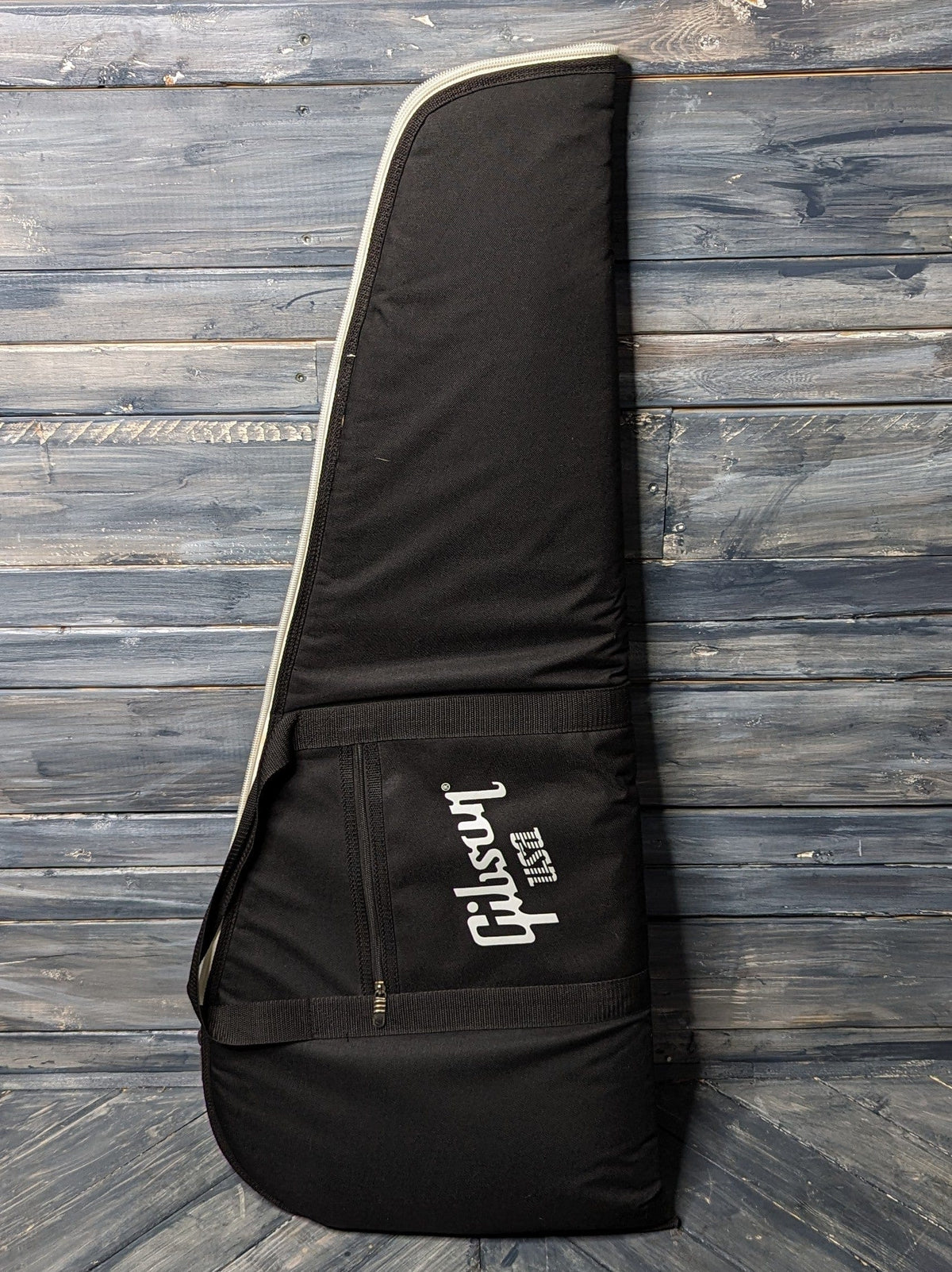 Gibson gig bag for Used Gibson Invader 