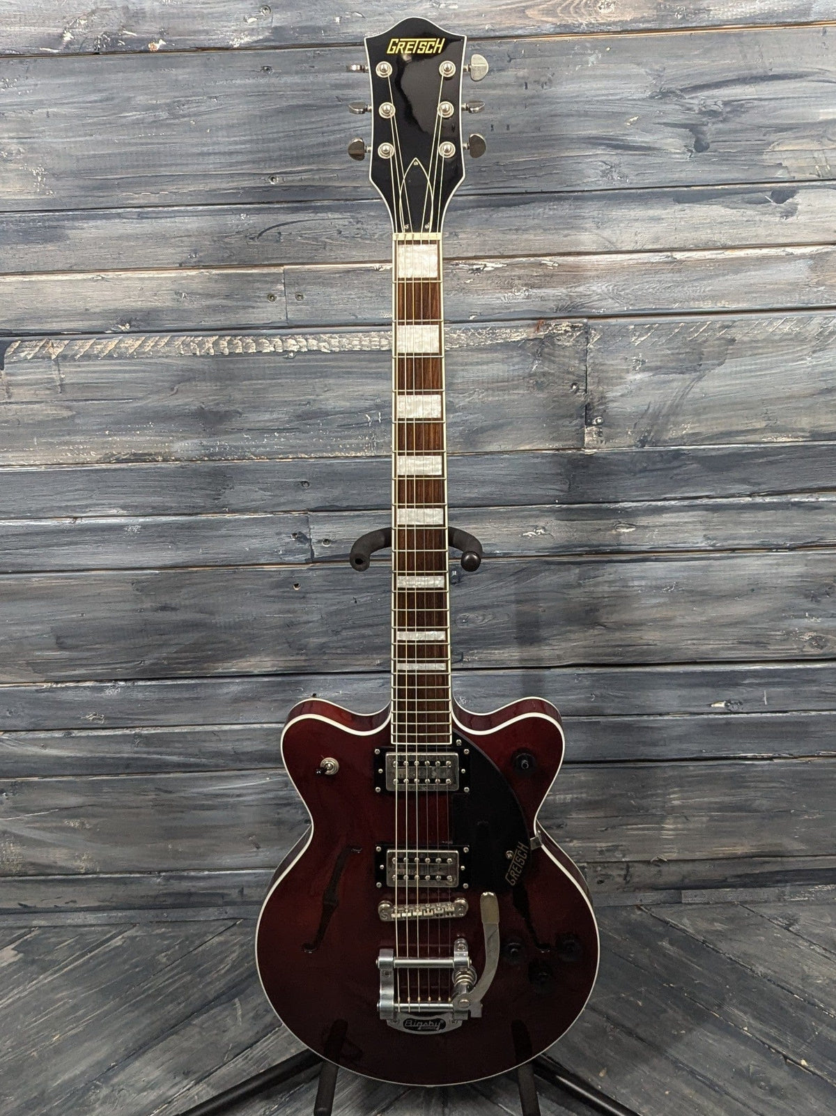 Gretsch Electric Guitar Gretsch G2655T Streamliner Center Block Jr. w/ Laurel Fretboard and Bigsby Electric Guitar with Gig Bag