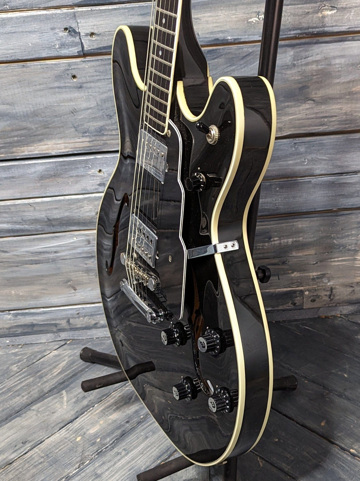 Used Guild Starfire IV treble side view of the body