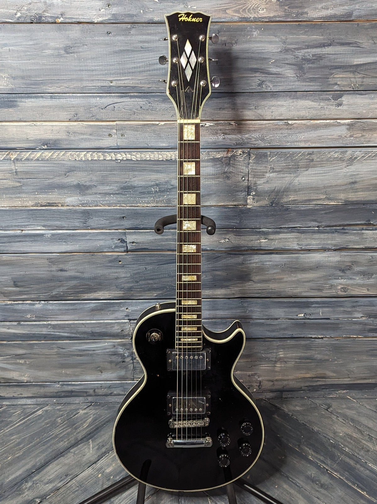 Used Hohner full view of the guitar