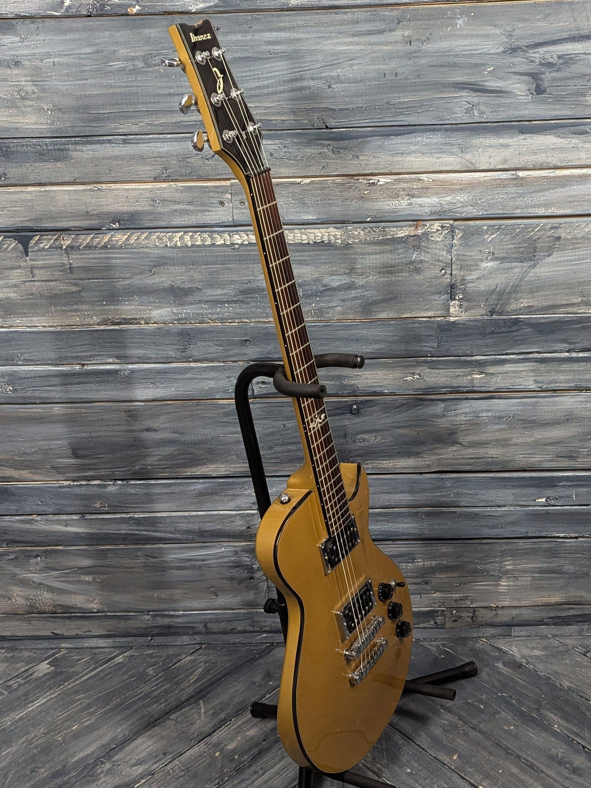 Used Ibanez ART100 full bass side view of the guitar