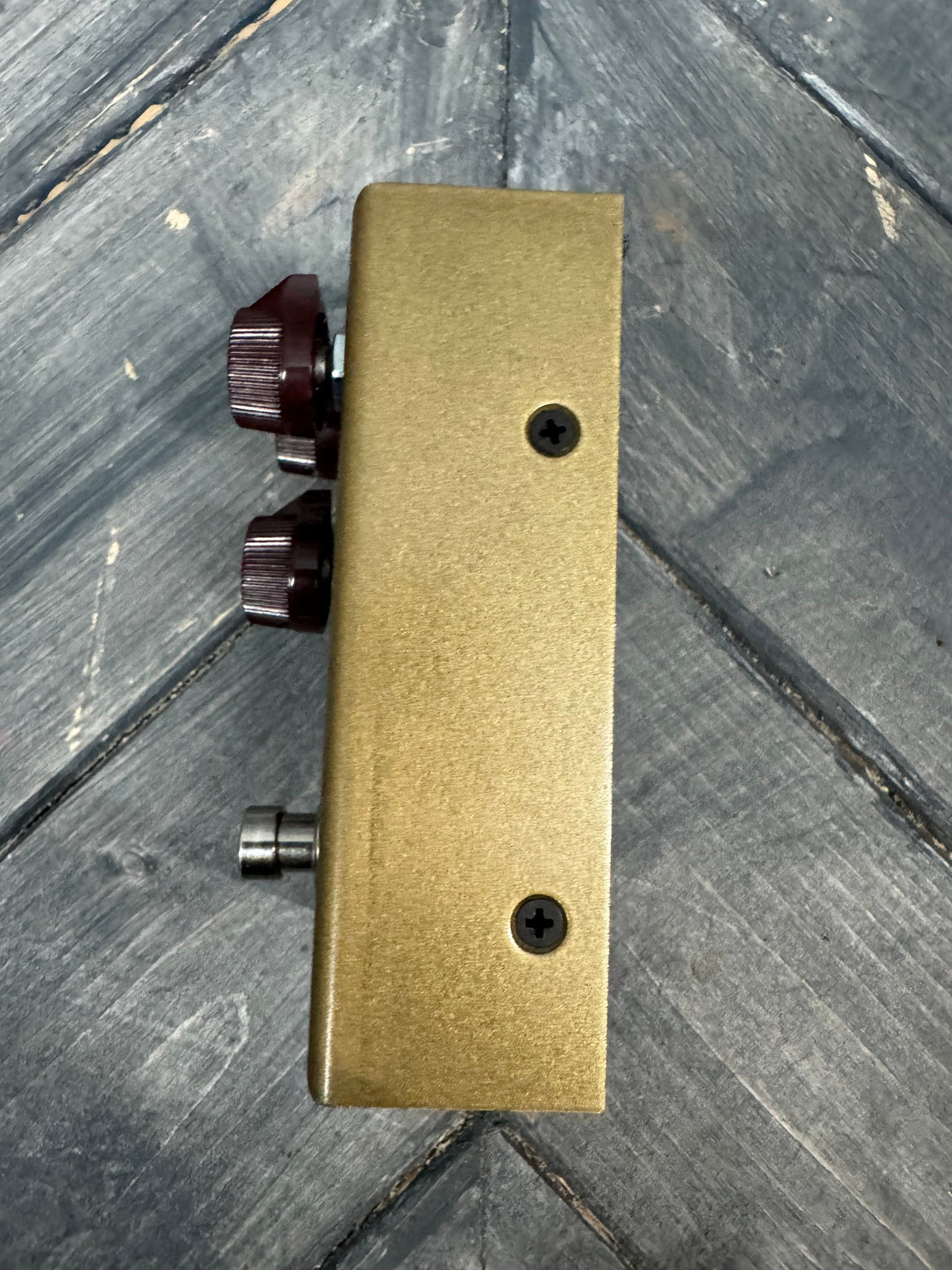 This is photo of the side of the pedal.