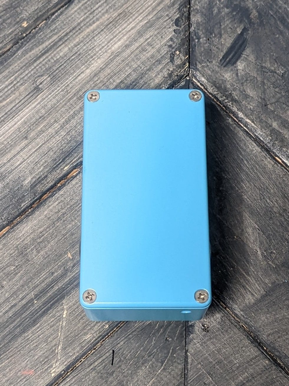 Poison Noises GEM Drive bottom of the pedal