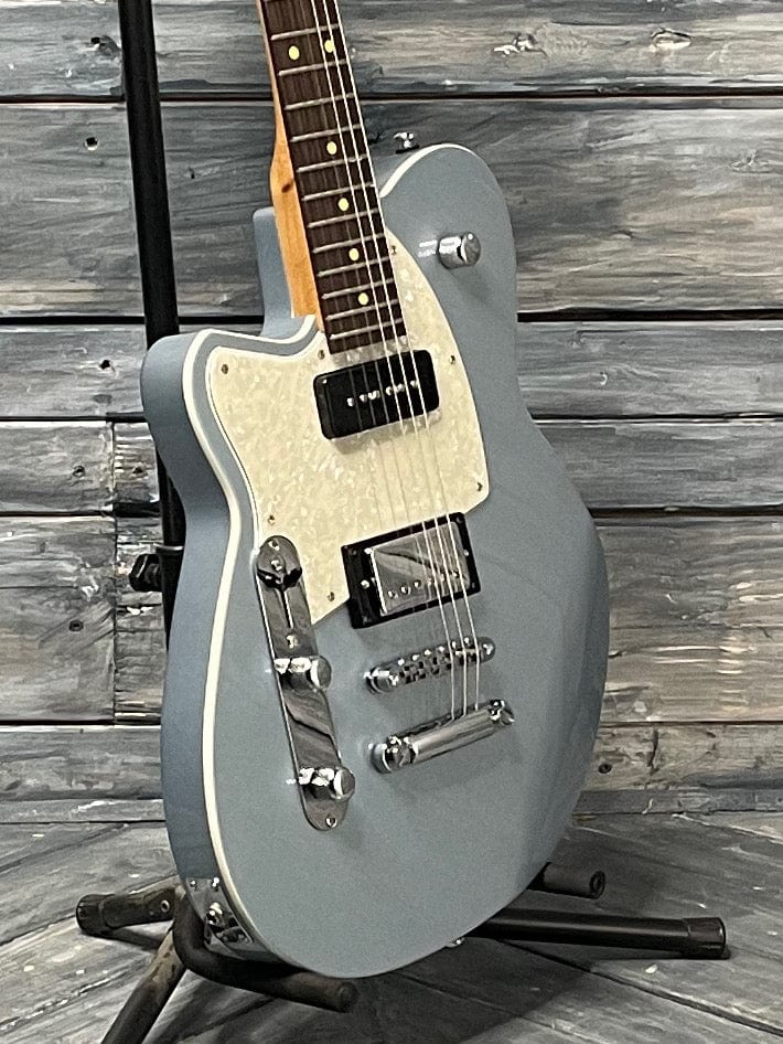 Reverend Left Handed Double Agent OG treble side view of the body