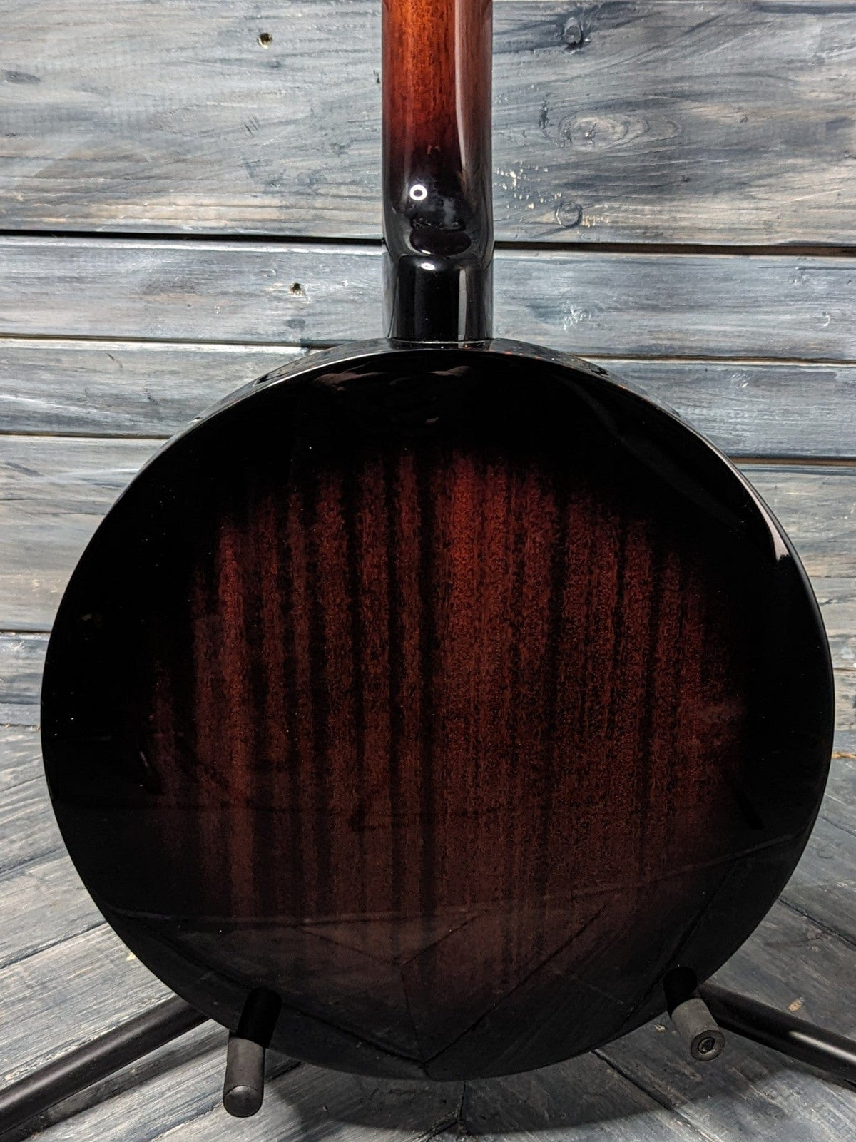 Savannah Left Handed SB-100L close up view of back of banjo