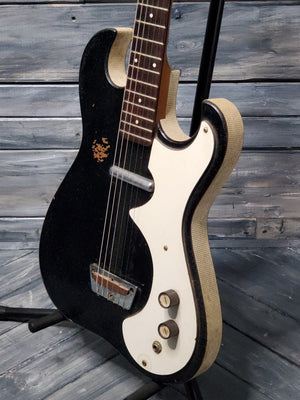 Used Silvertone 1448 treble side view of the body