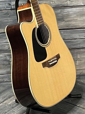 Takamine Left Handed GD51CE-NAT treble side view of the body