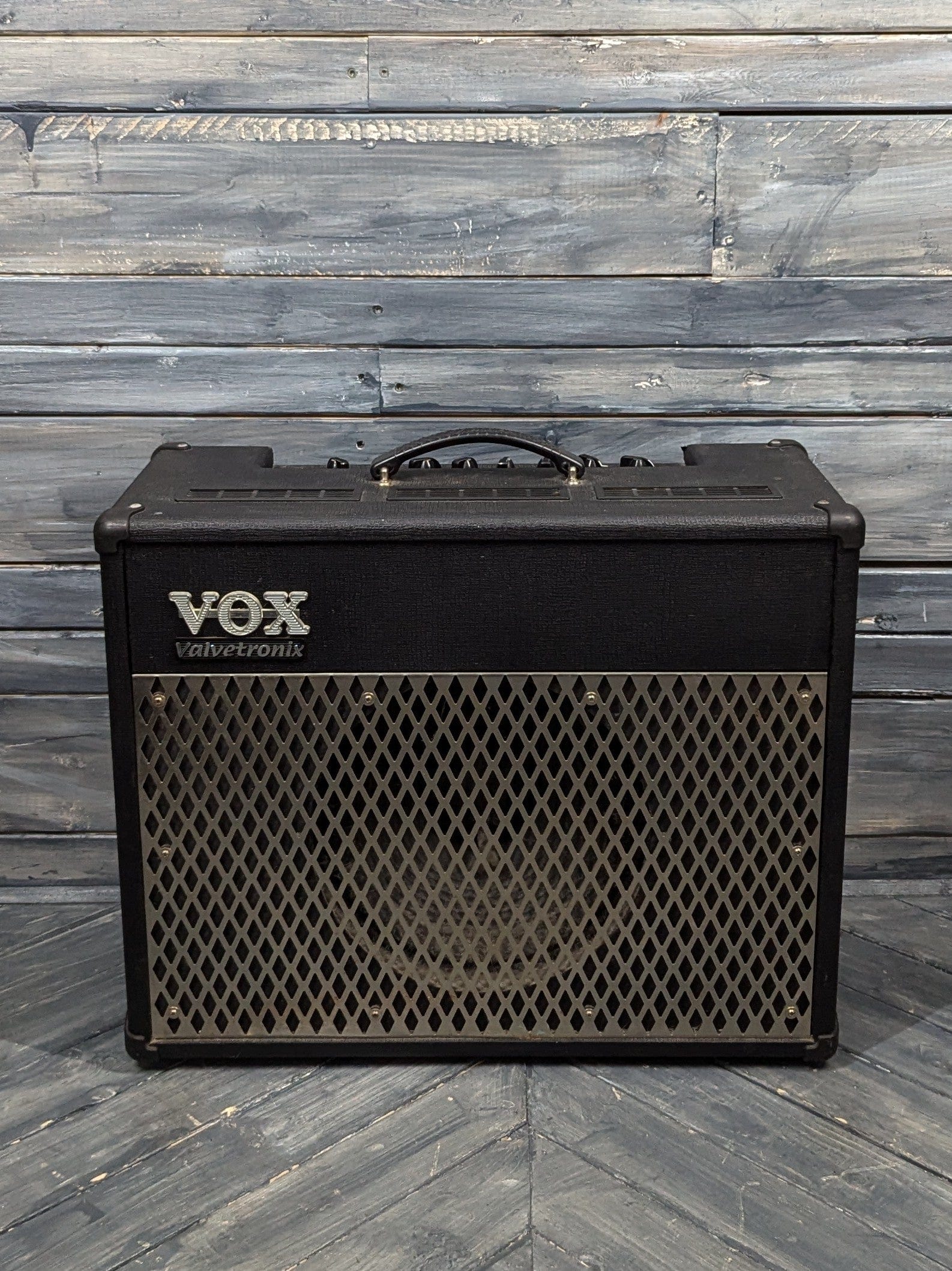 Used Vox AD50VT front of the amp