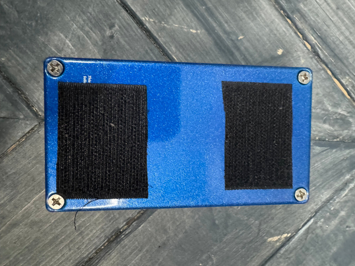 This is photo of the back of the pedal.